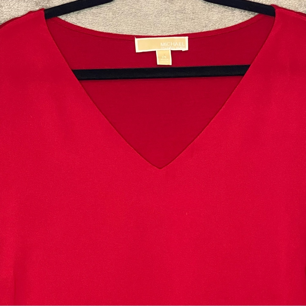 Micheal Michael Kors Womens Top 2X Red Solid 3/4 Sleeve V Neck Tiered Casual P11 - Picture 3 of 6